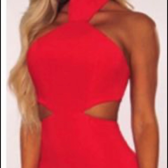 Red dresss - Picture 2 of 2